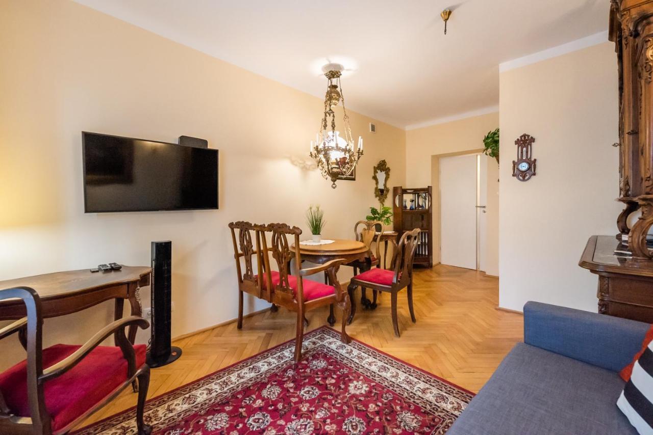 Downtown Antique Apartment Varšava Exteriér fotografie