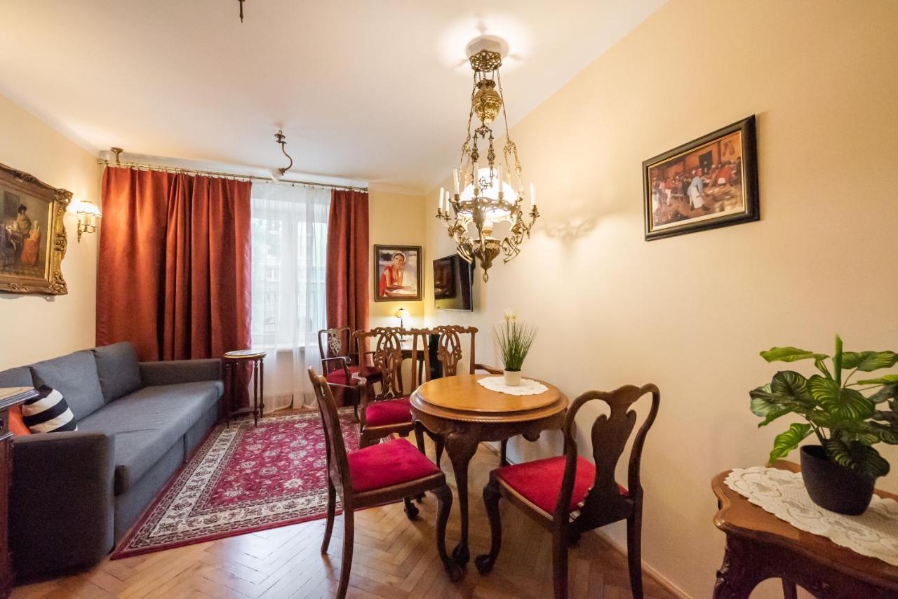 Downtown Antique Apartment Varšava Exteriér fotografie