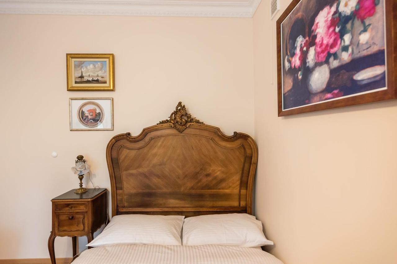 Downtown Antique Apartment Varšava Exteriér fotografie